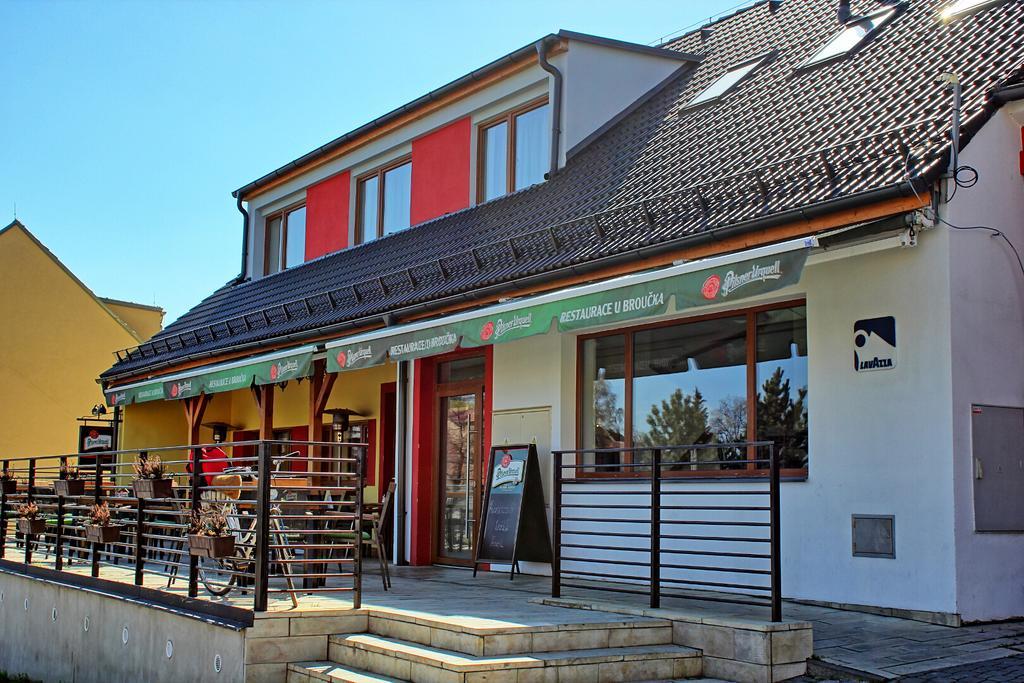 Penzion U Broucka Milevsko Luaran gambar